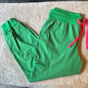 Figs Green Jogger Sweatpants with Elastic Waistband